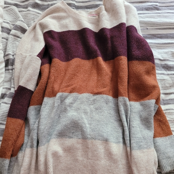 Crew neck sweater - Picture 1 of 2